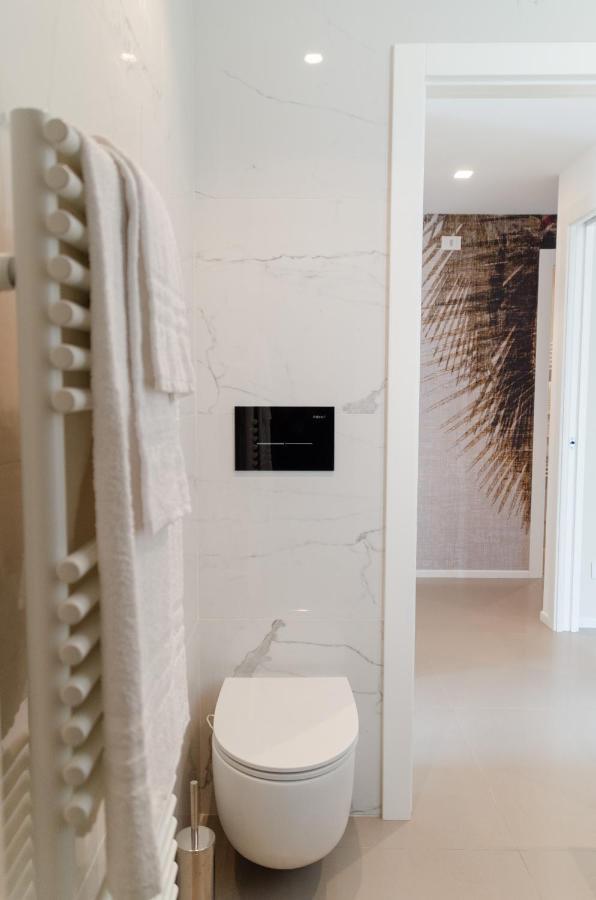 Apulialux Seaview Prestige Apt / Jacuzzi + Parking Apartamento Polignano a Mare Exterior foto
